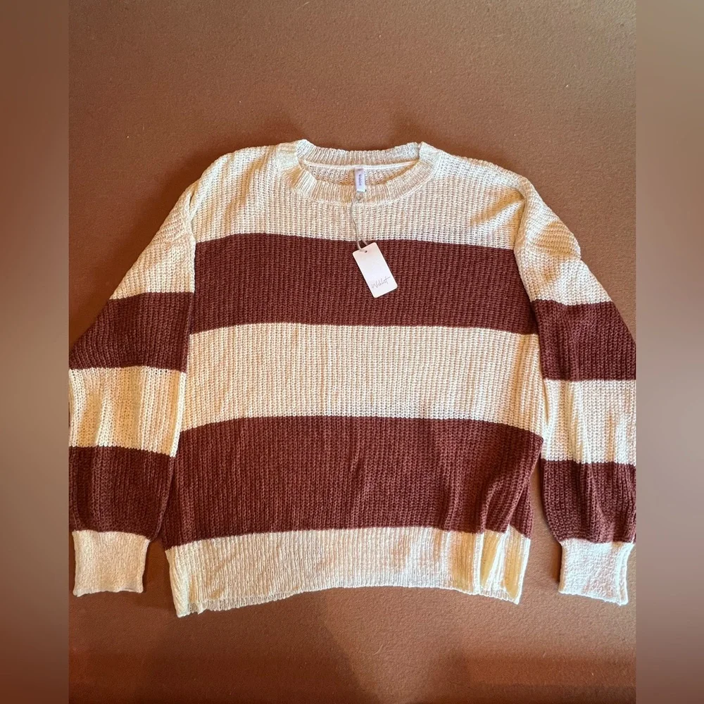 Sweater - Picture 1 of 4